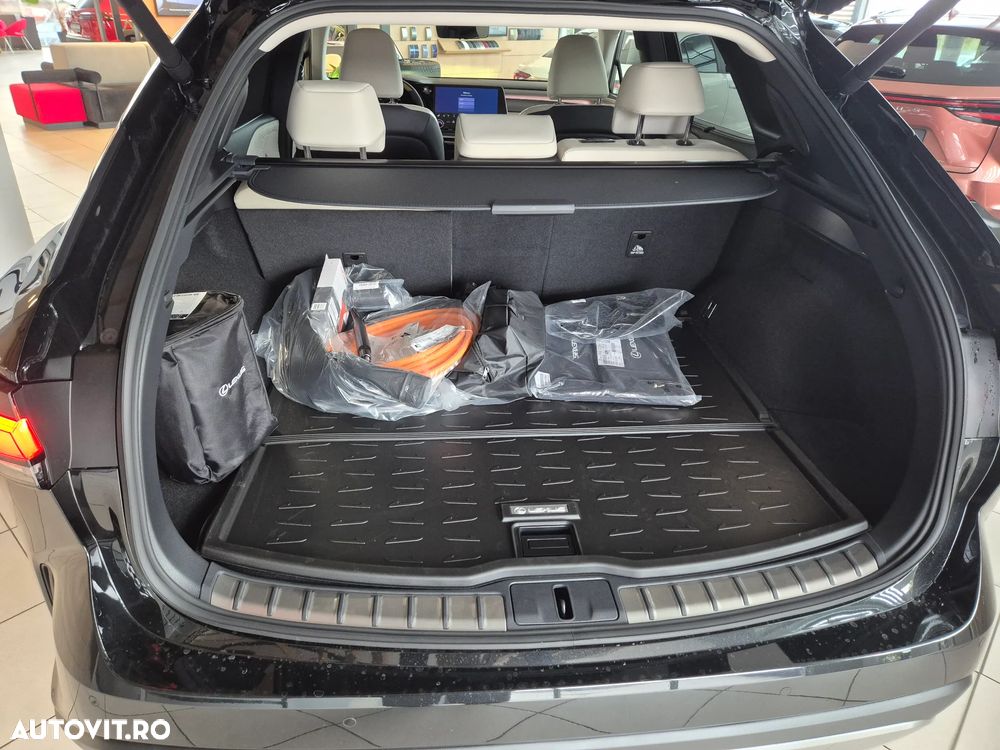Lexus Seria RX 450h+ E-Four PHEV Luxury - 6