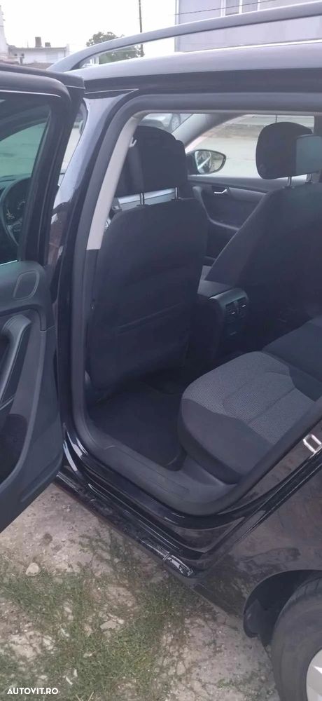 Volkswagen Passat Variant 2.0 TDI Blue TDI Comfortline - 6