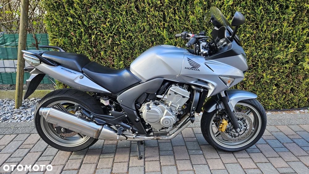 Honda CBF - 3