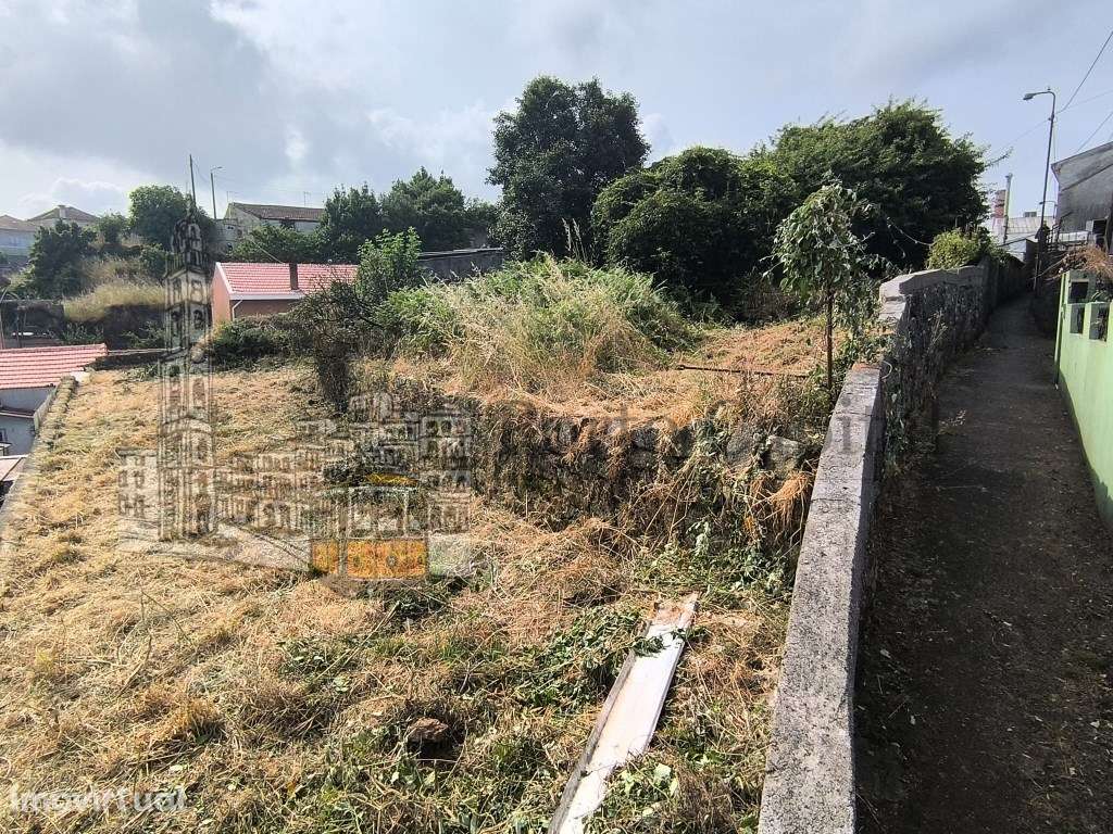 Vende-se Terreno em São Mamede de Infesta - Grande imagem: 2/24