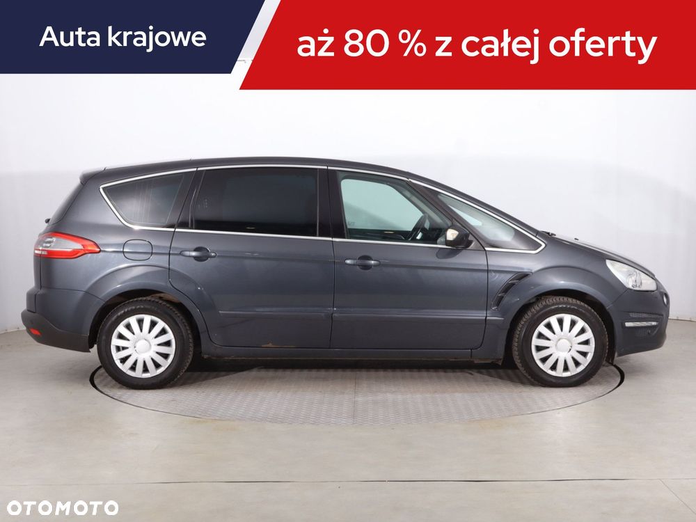 Ford S-Max - 8
