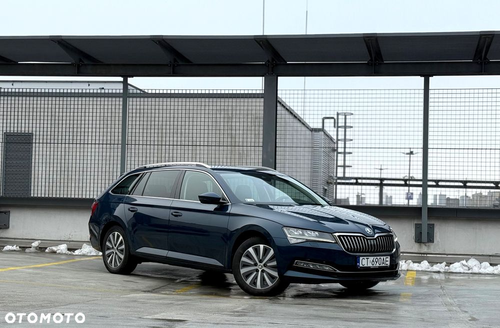 Skoda Superb 2.0 TDI SCR Style DSG - 6