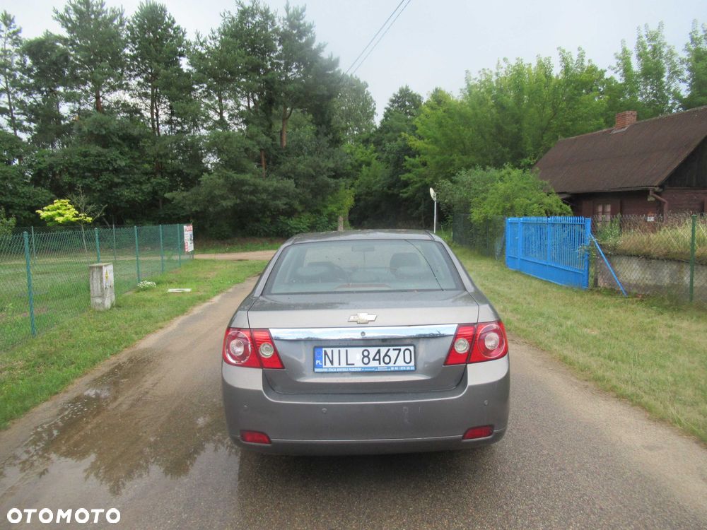 Chevrolet Epica - 4