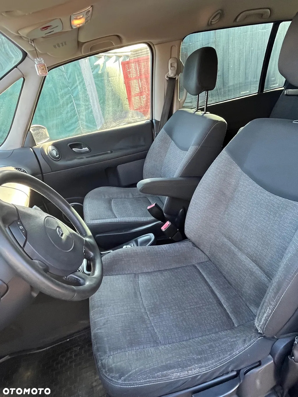 Renault Espace 2.0 dCi Voyage - 8