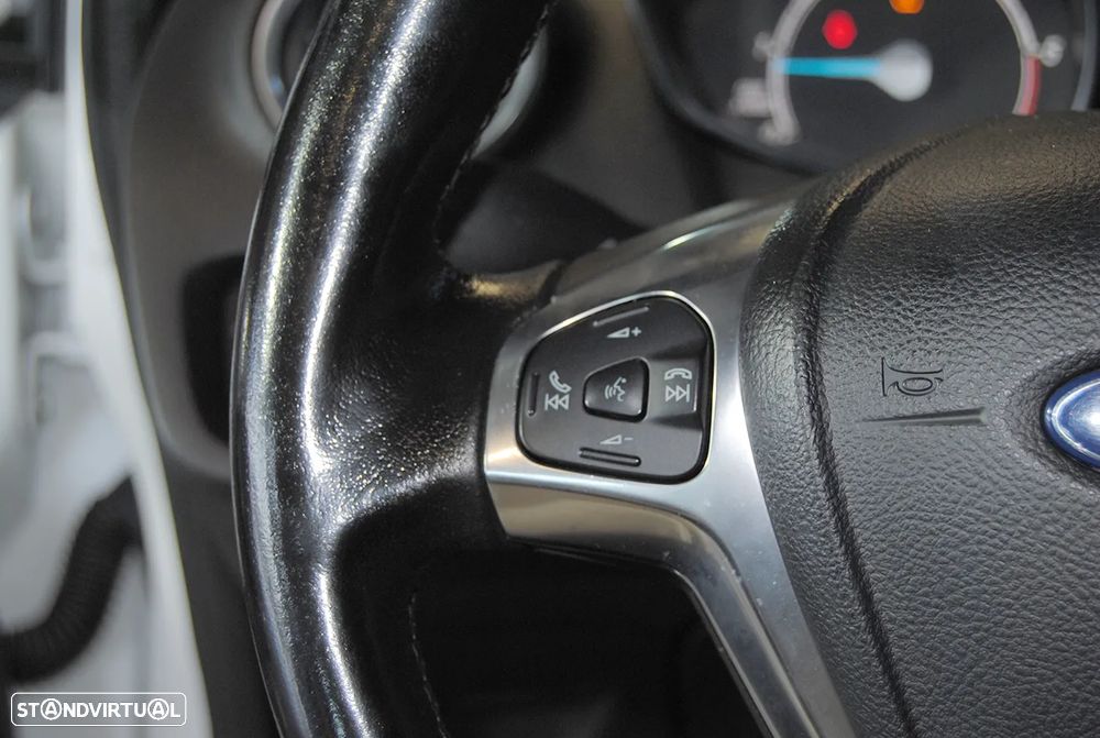 Ford Fiesta 1.5 TDCi Titanium - 20