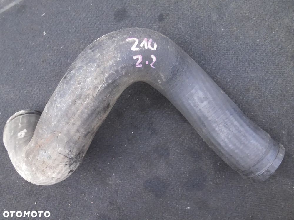 MERCEDES E W210 2.2CDI PRZEWÓD RURA WĄŻ POWIETRZA INTERCOOLERA - 2