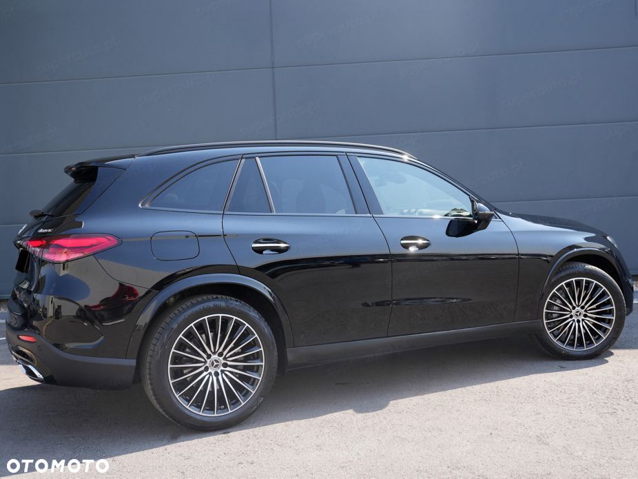 Mercedes-Benz GLC - 2