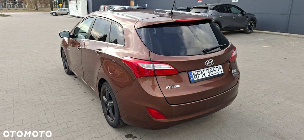 Hyundai i30 1.6 GDI Style - 6