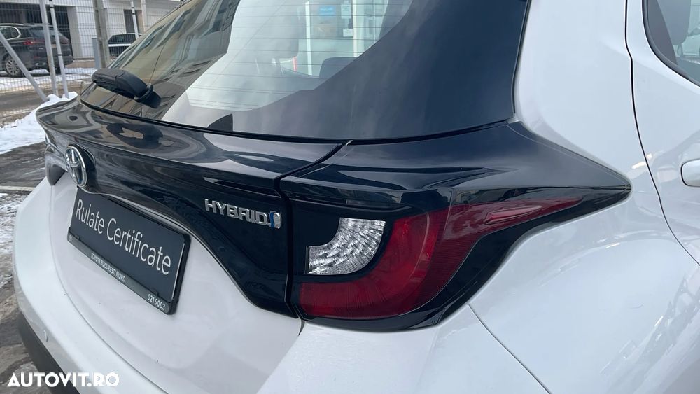 Toyota Yaris 1.5 VVT-i HSD Eco - 9