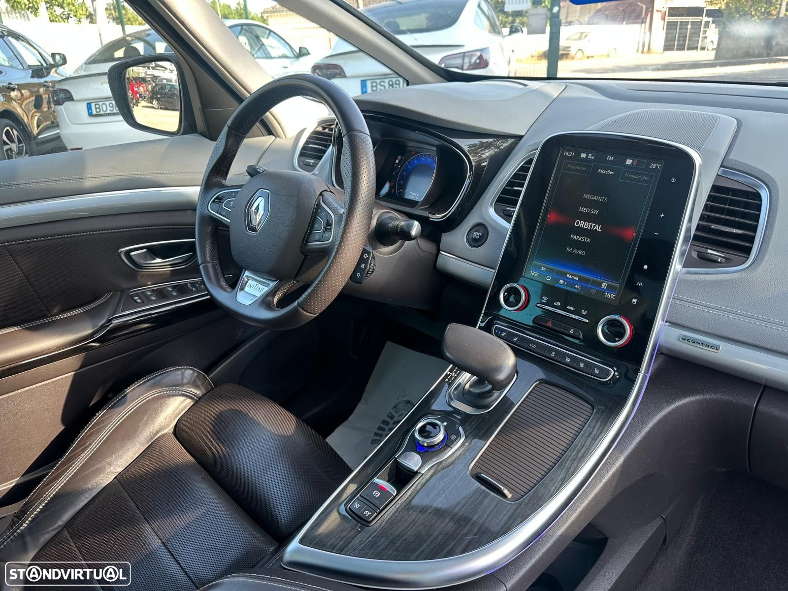 Renault Espace 1.6 dCi Initiale Paris EDC - 9