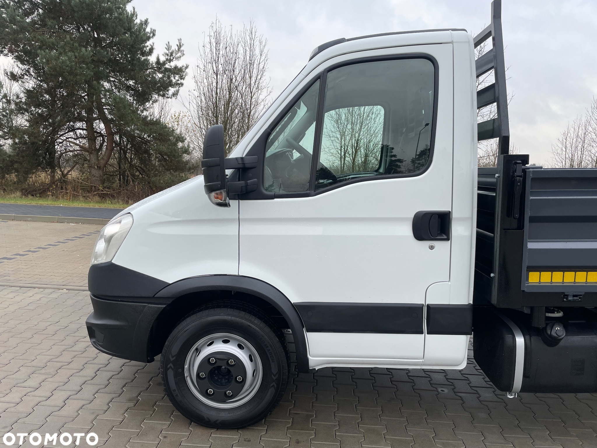 Iveco Daily - 25