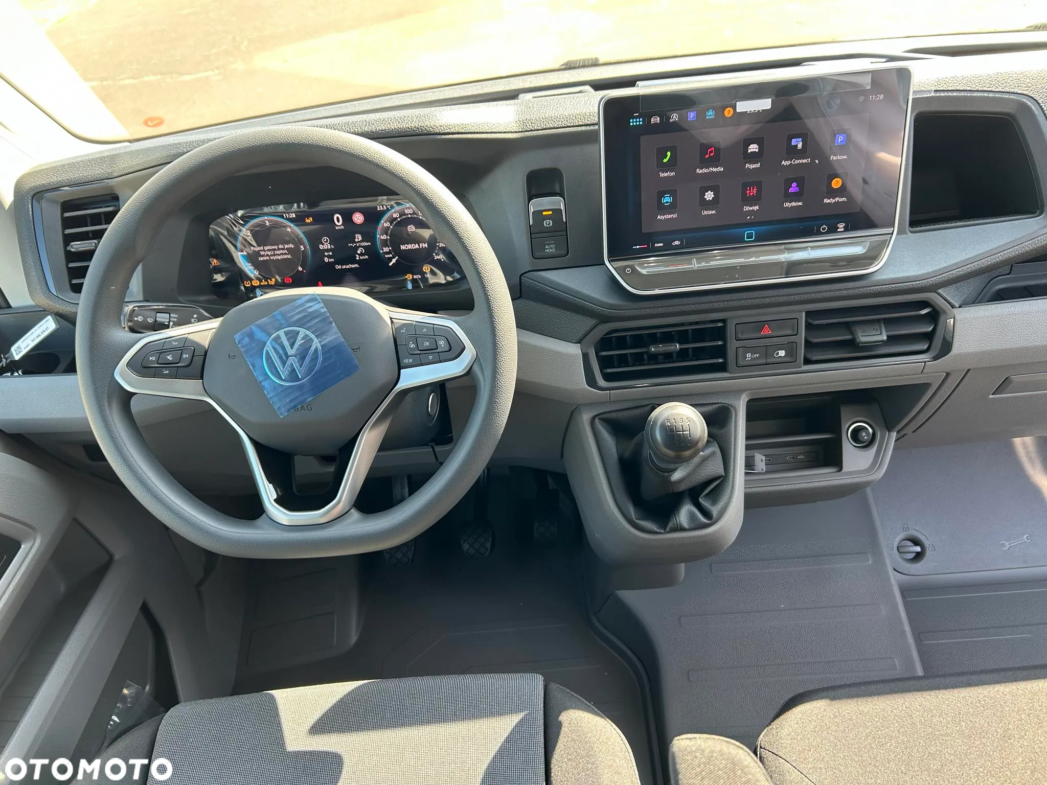 Volkswagen Crafter - 13