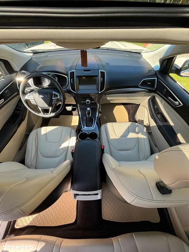 Ford Edge - 23