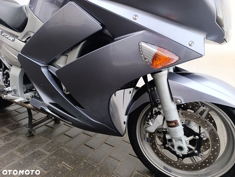 Yamaha FJR - 34