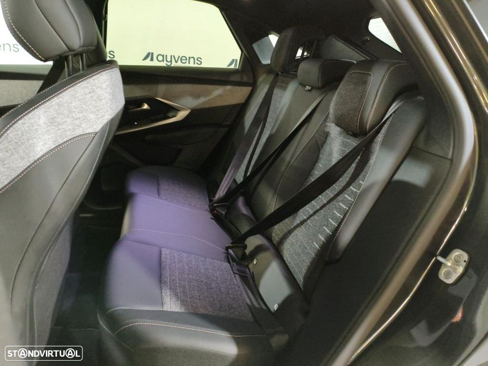 Peugeot 3008 1.2 Hybrid Allure e-DCS6 - 9