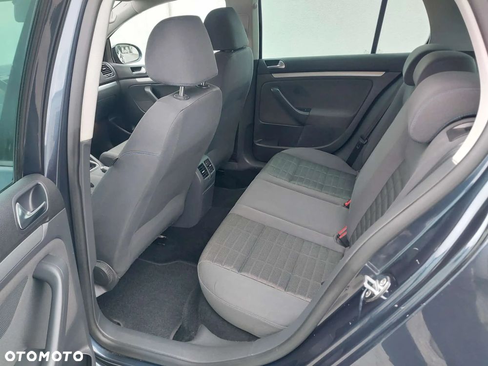 Volkswagen Golf 1.6 Tour - 19