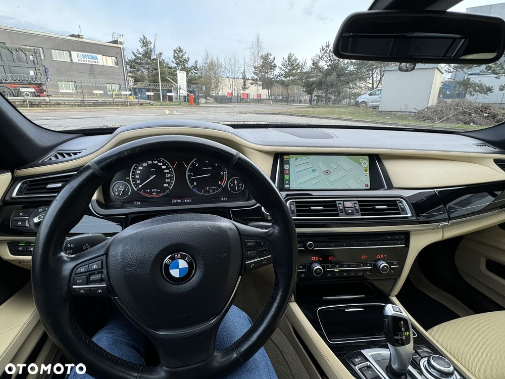 BMW Seria 7 740d xDrive - 20
