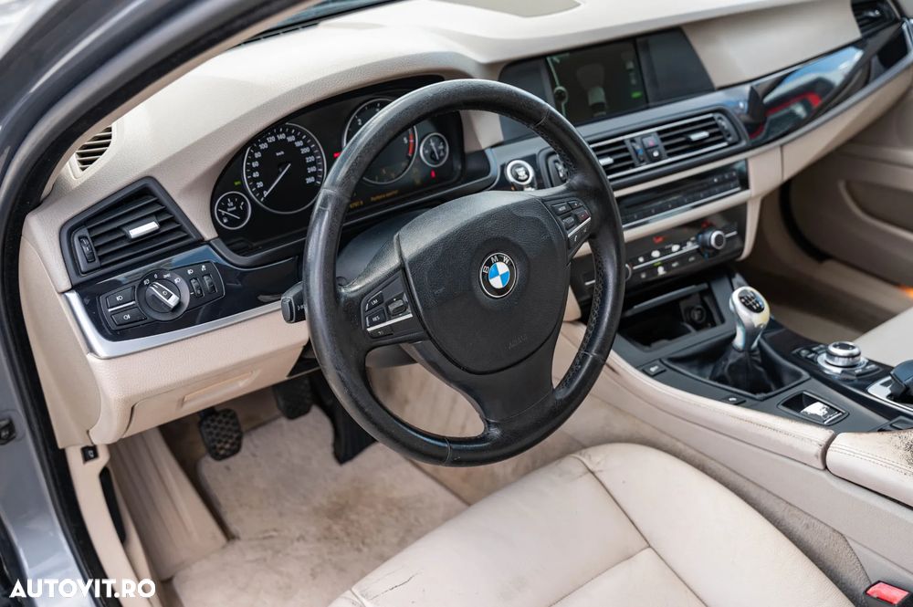 BMW Seria 5 520d - 5