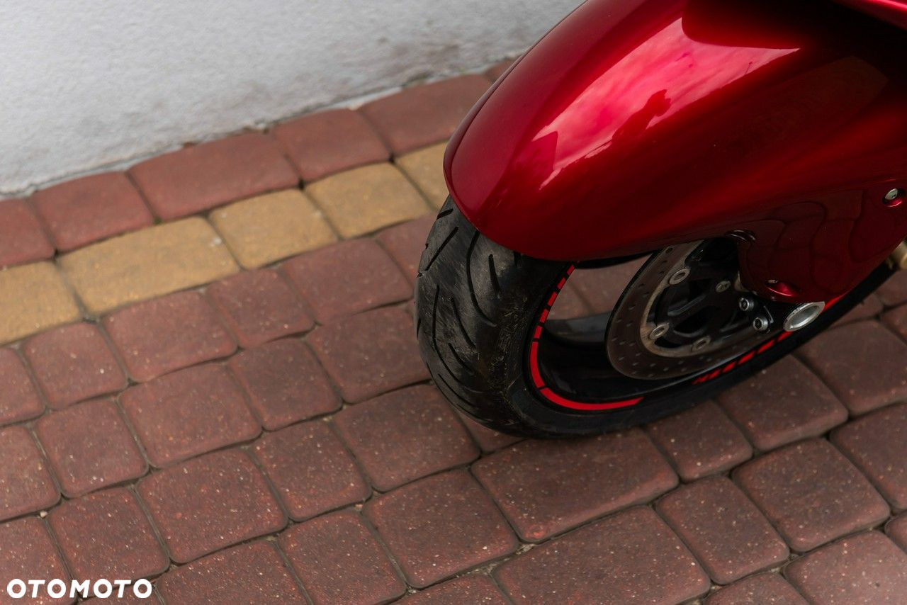 Suzuki Hayabusa - 7