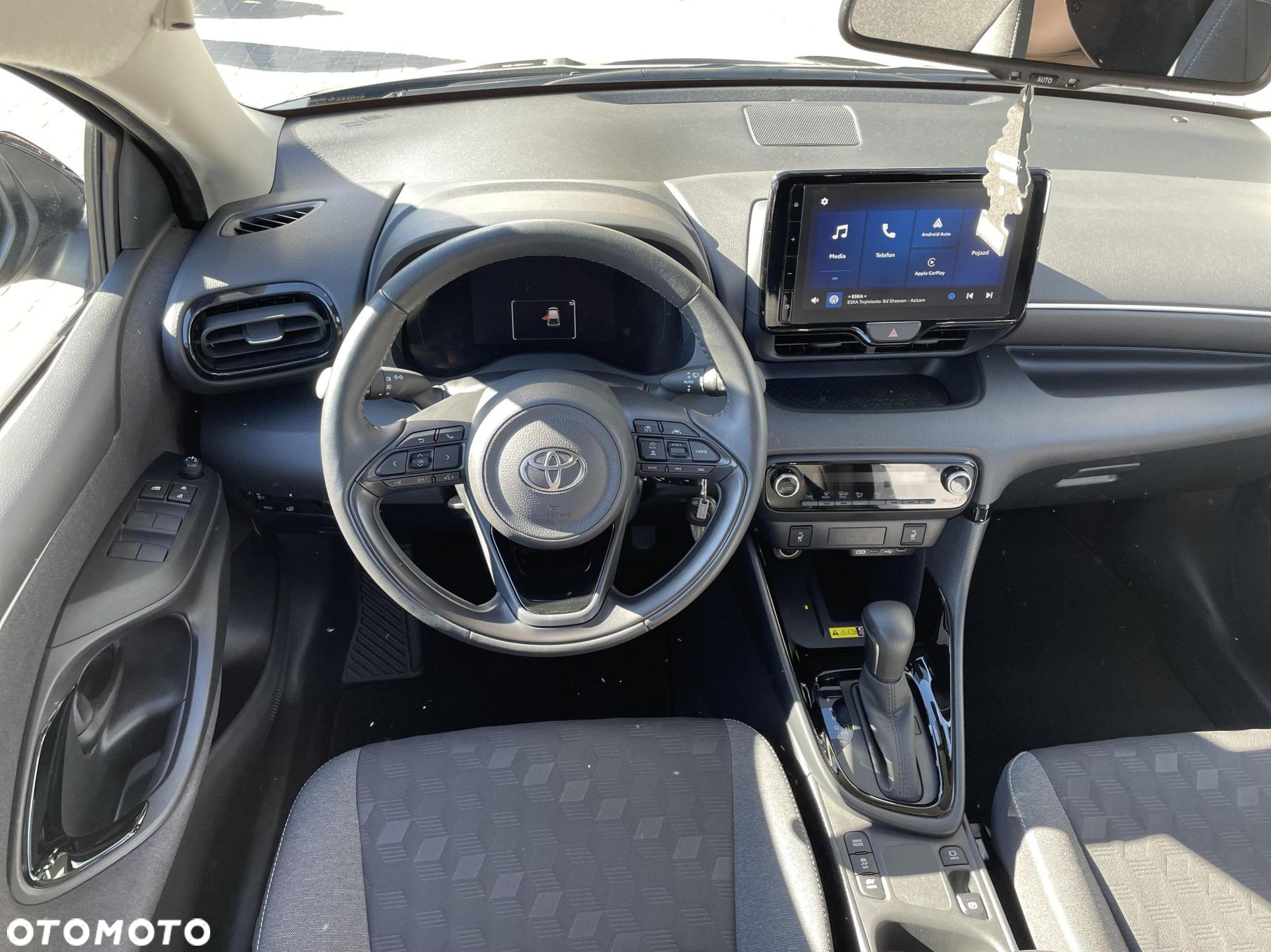 Toyota Yaris Hybrid 1.5 Style - 14