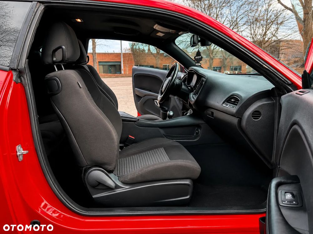 Dodge Challenger 3.6 SXT - 15
