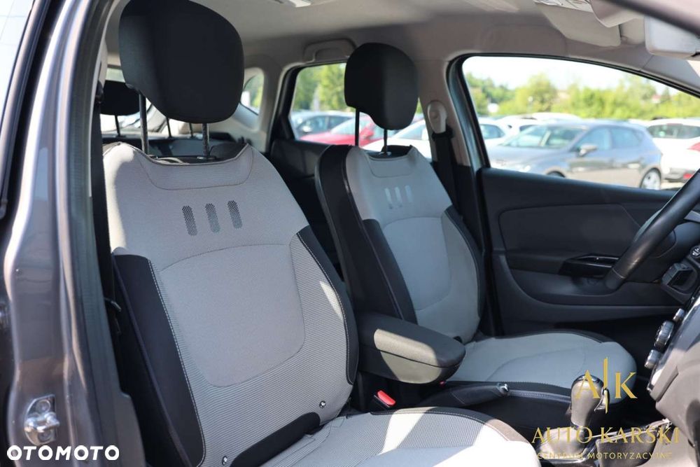 Renault Captur - 36