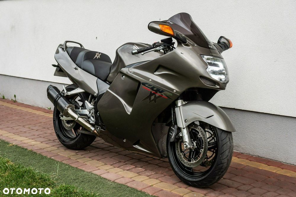Honda CBR - 1