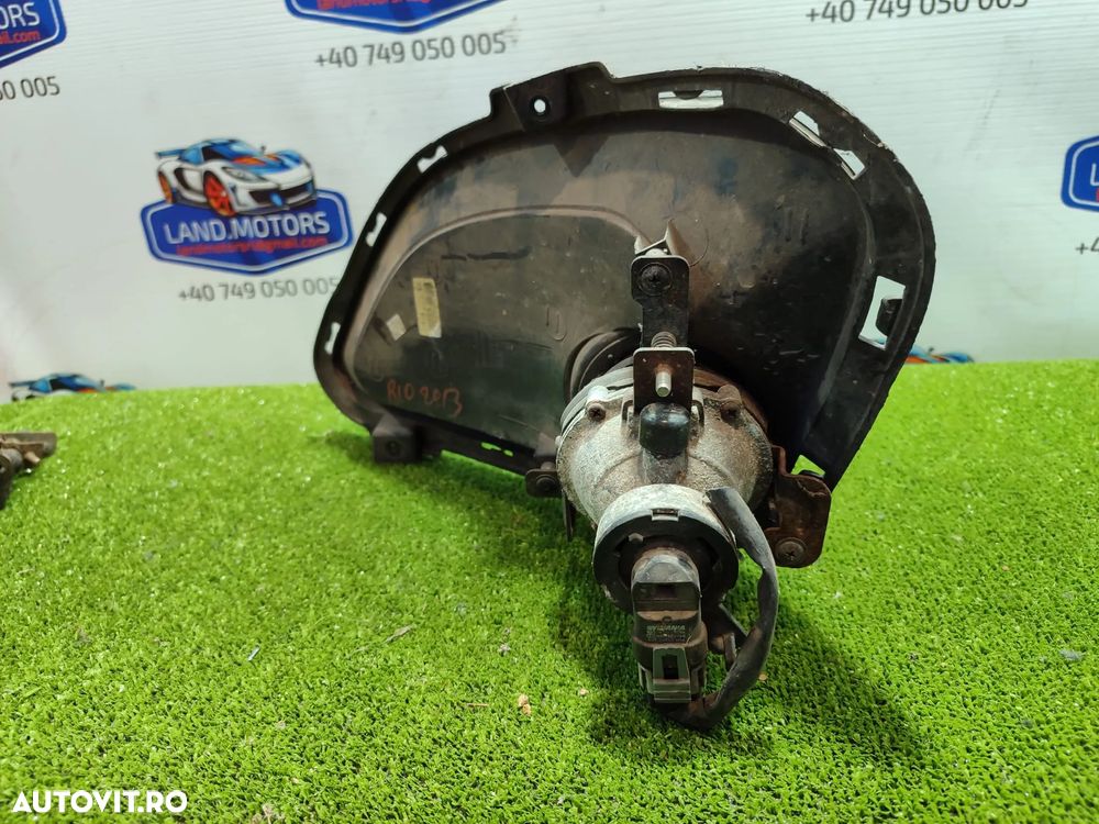 PROIECTOR CEATA DREAPTA + ORNAMENT KIA RIO 2 2013 1.1 DIESEL (DOHC TCI) COD OEM 86584 1W200 / HATCHBACK 2011-2017 - 6