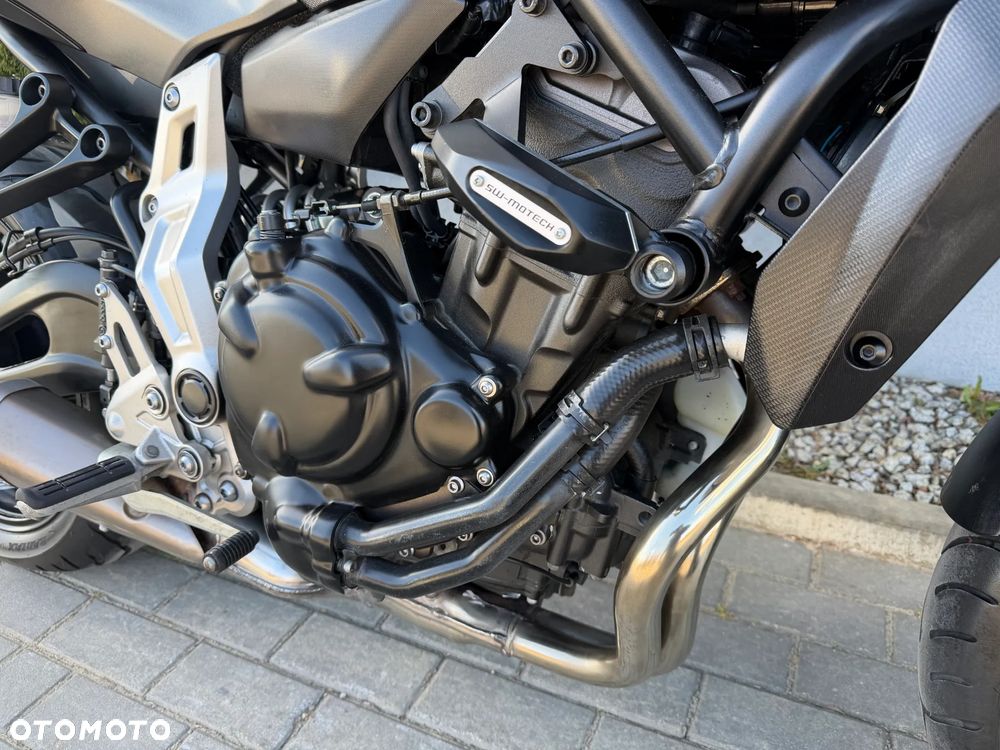 Yamaha MT - 16