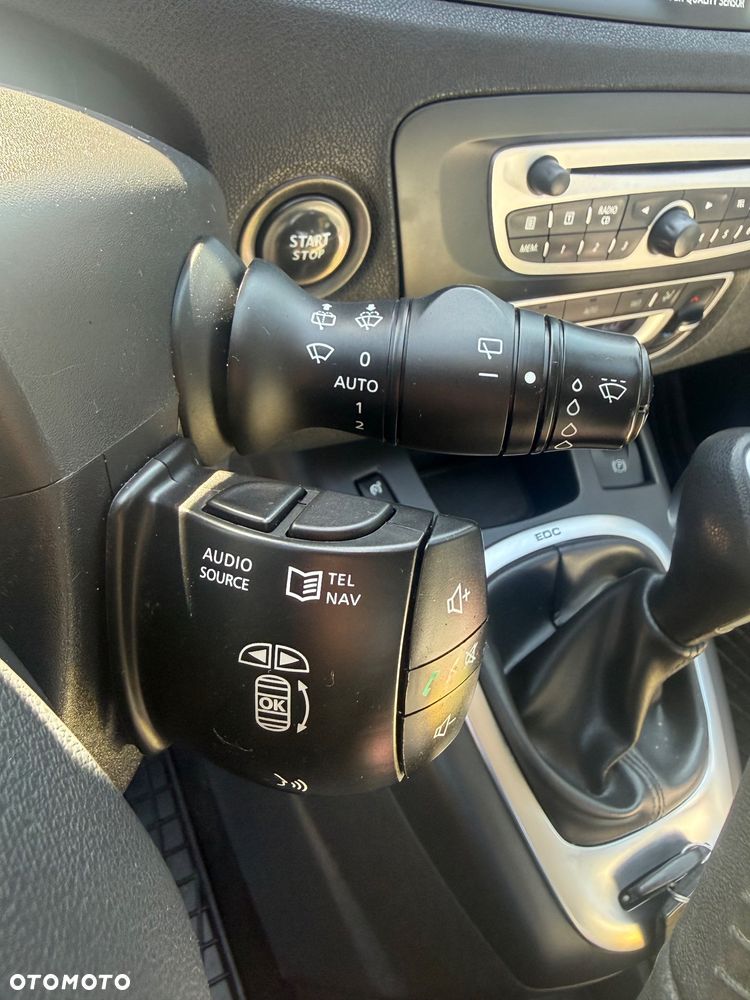Renault Scenic dCi 110 EDC Paris - 21