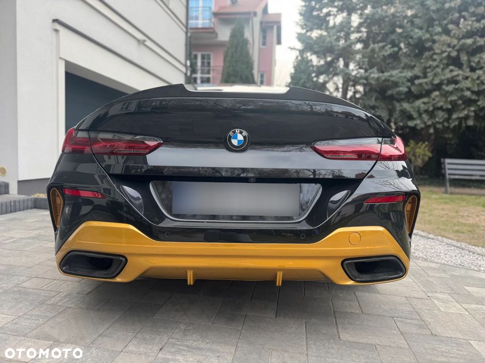 BMW Seria 8 - 29