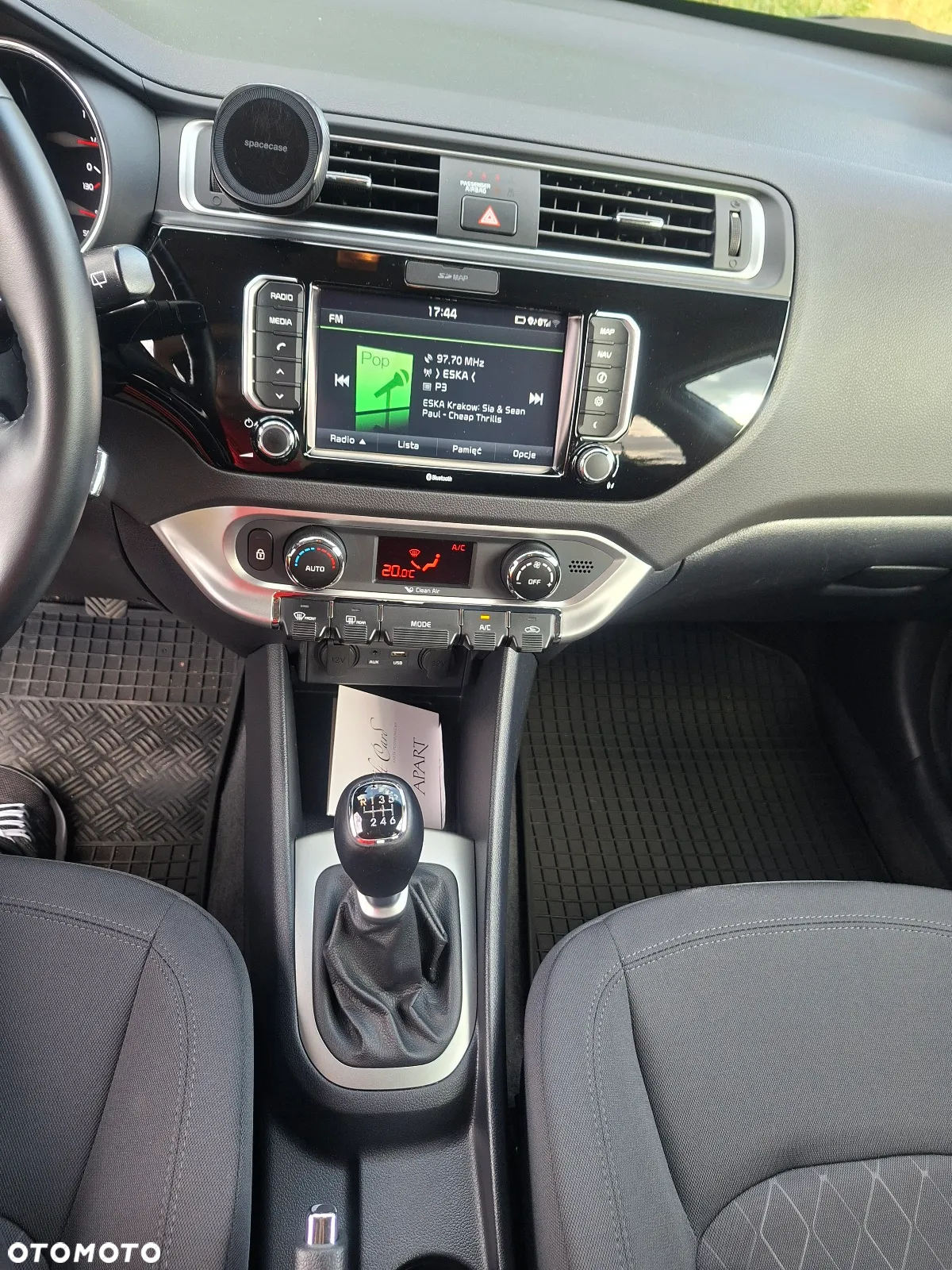Kia Rio 1.4 M - 6