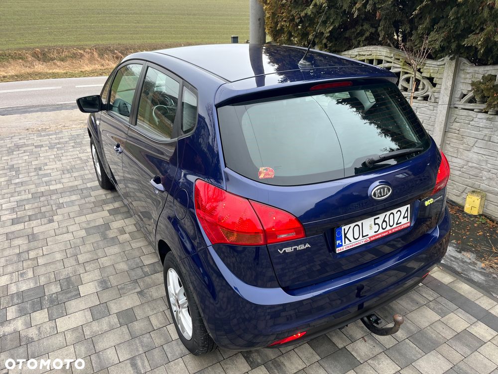 Kia Venga 1.4 CVVT Vision - 16