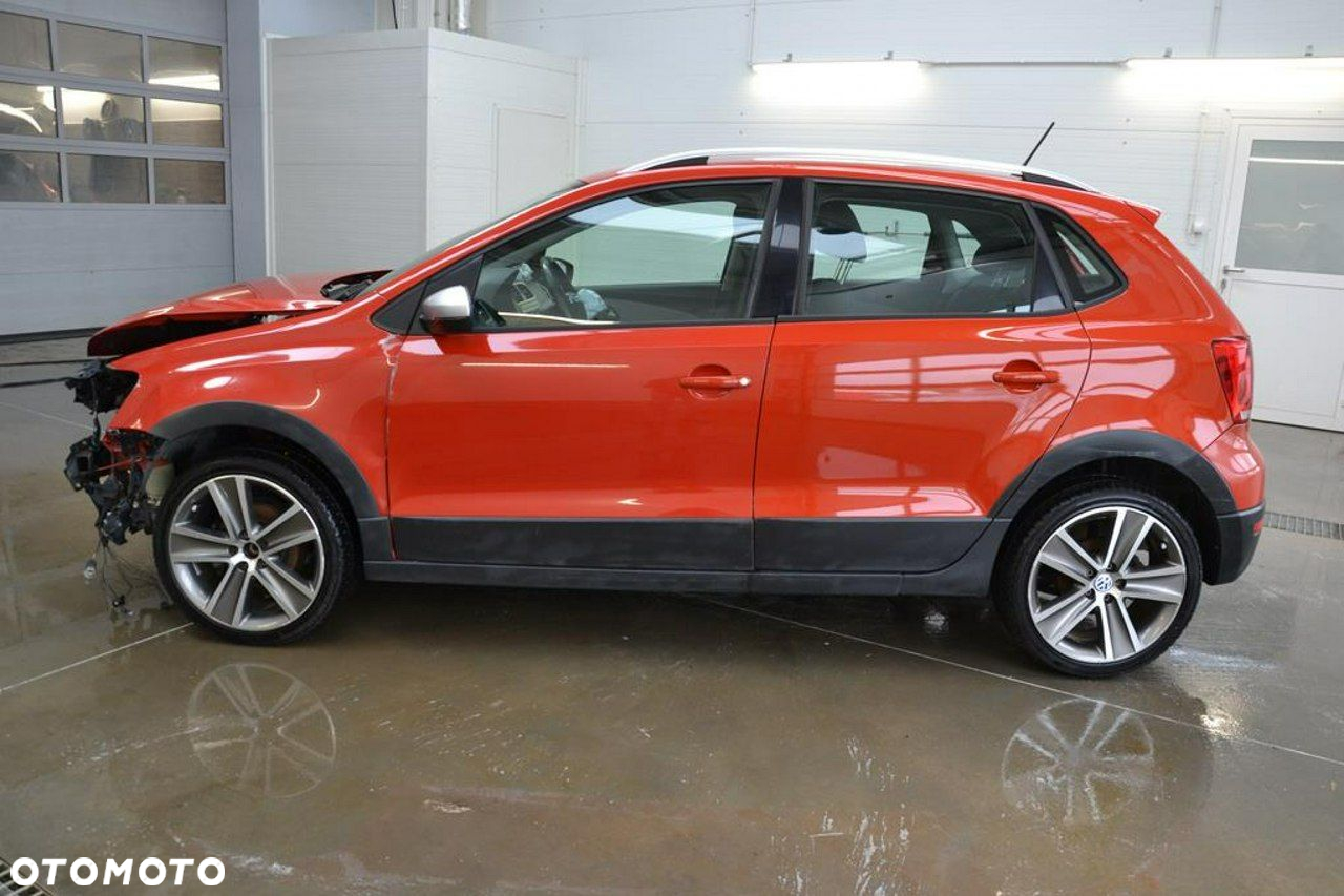 Volkswagen Polo - 8