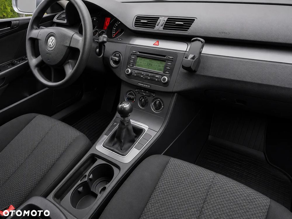 Volkswagen Passat 1.9 TDI DPF Comfortline - 5