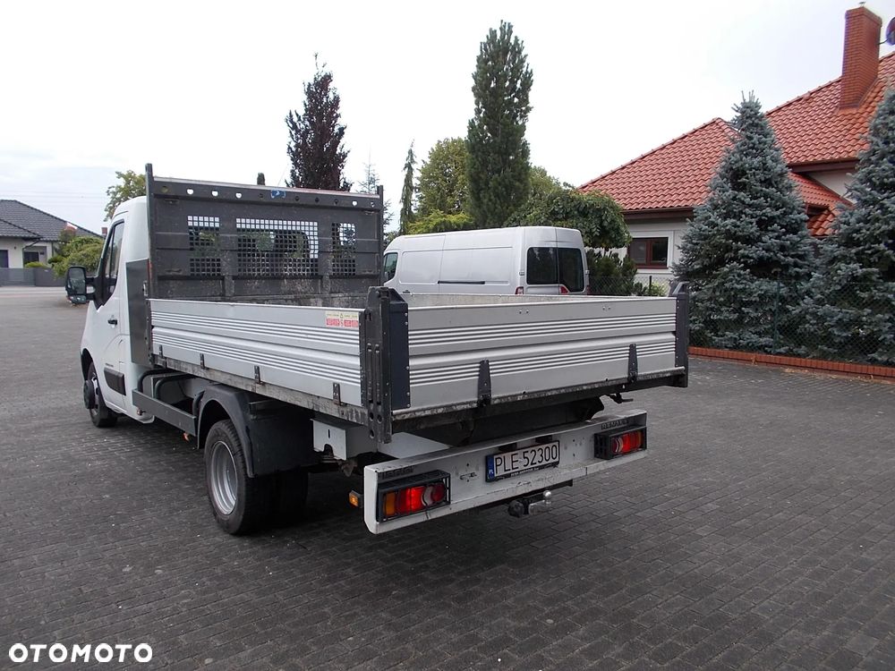 Renault Master - 32