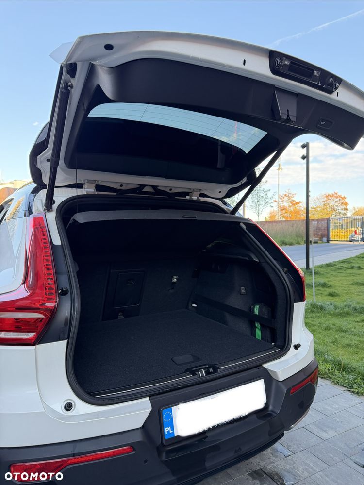 Volvo XC 40 T3 R-Design - 11