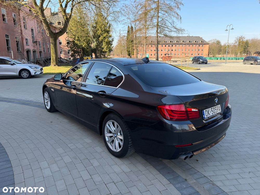 BMW Seria 5 - 32