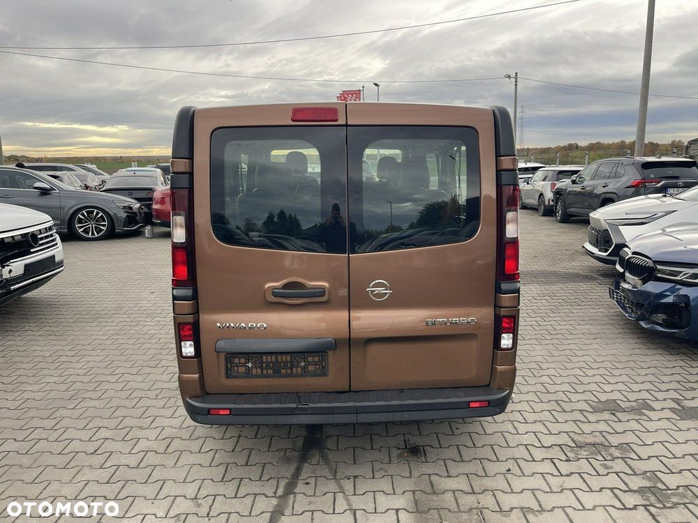 Opel Vivaro - 4
