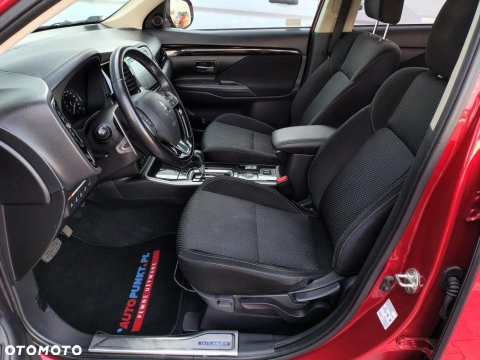 Mitsubishi Outlander - 18