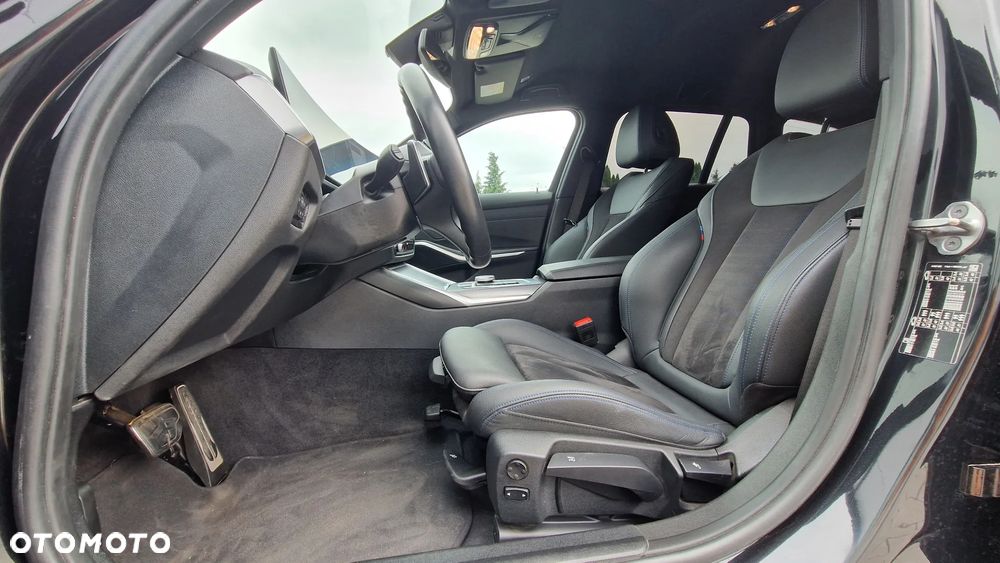 BMW Seria 3 320d Edition M Sport Shadow - 16