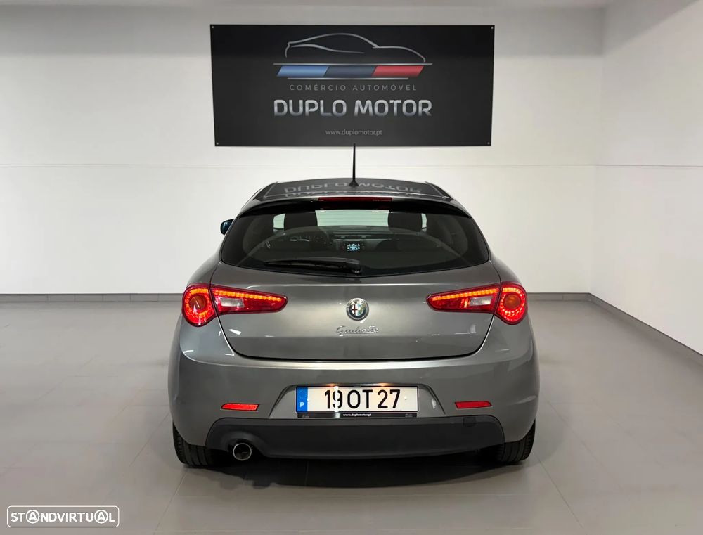 Alfa Romeo Giulietta 1.6 JTDM 16V - 6