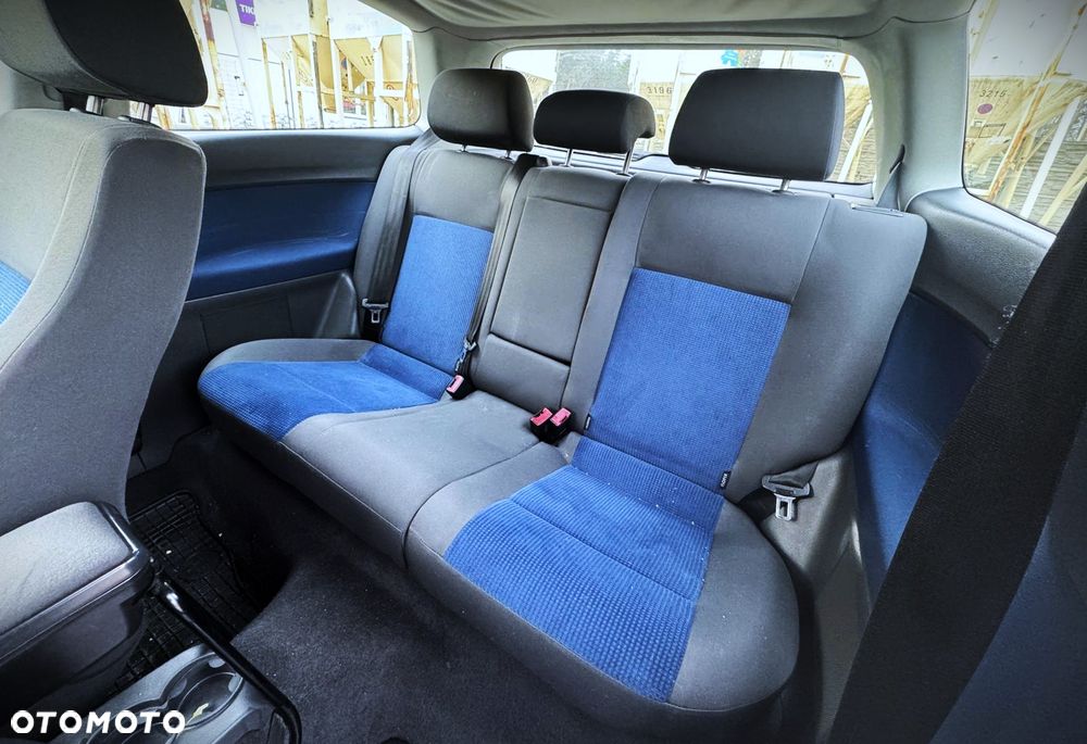 Volkswagen Polo - 9