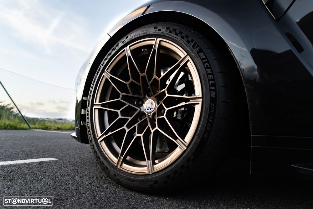 BMW M4 Competition xDrive - 17