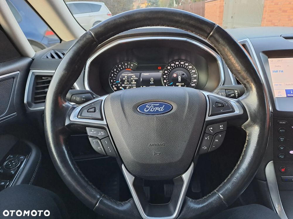 Ford S-Max 2.0 EcoBlue Titanium - 22