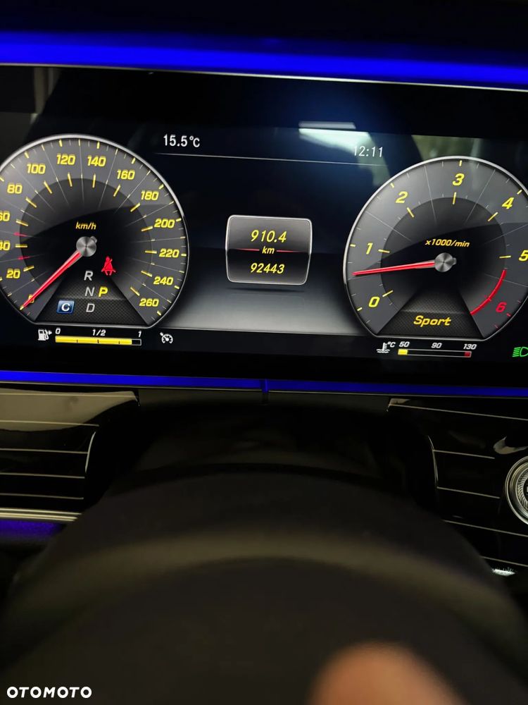 Mercedes-Benz Klasa E 400 d 4-Matic 9G-TRONIC - 19