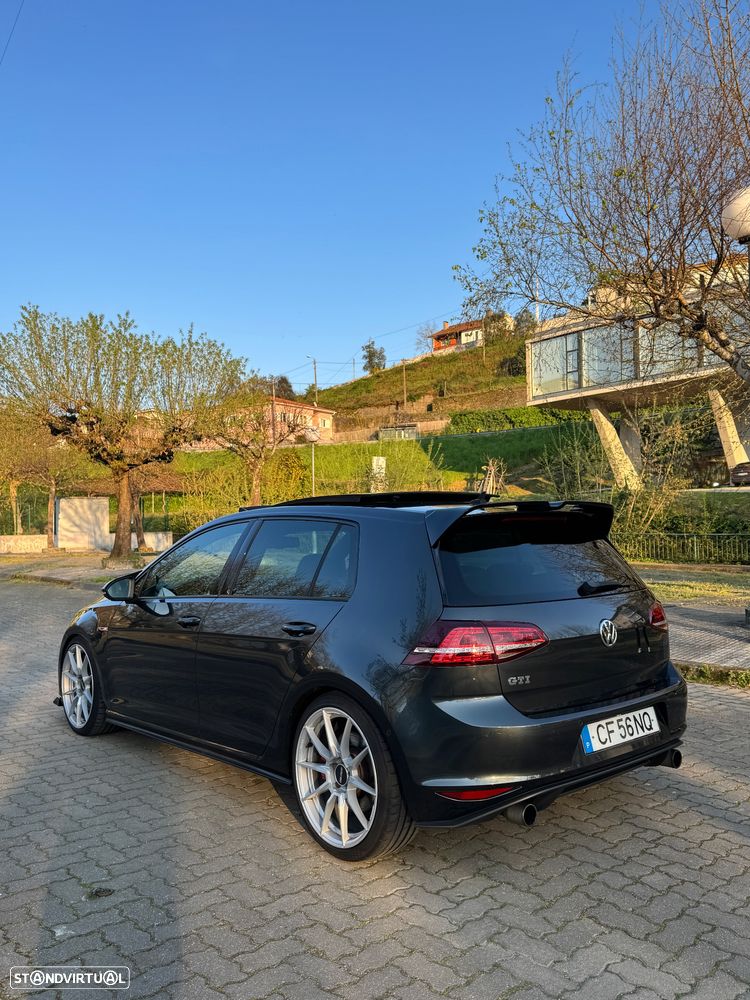 VW Golf 2.0 TSi GTi DSG Performance - 19