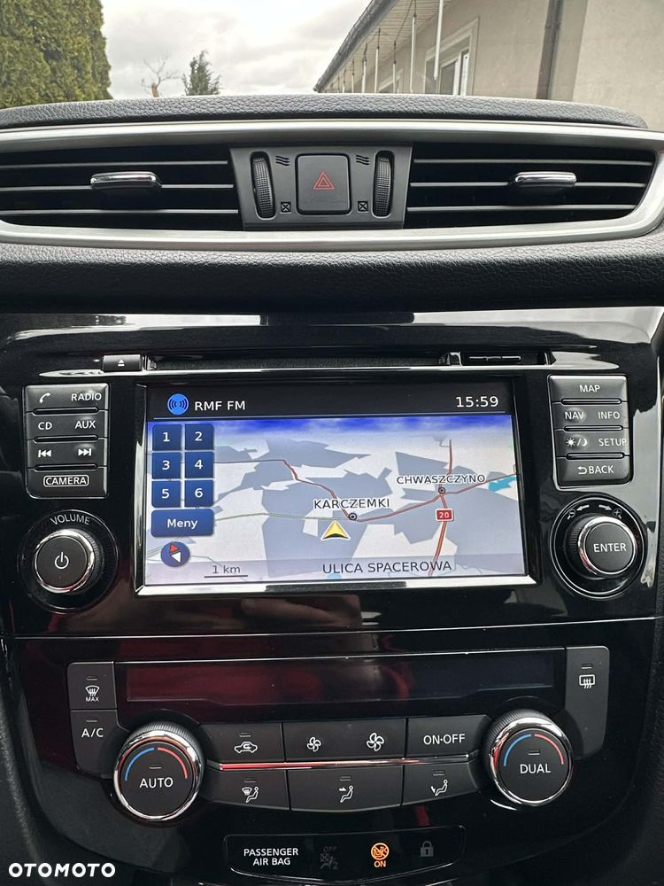 Nissan Qashqai 1.2 DIG-T Xtronic TEKNA - 27