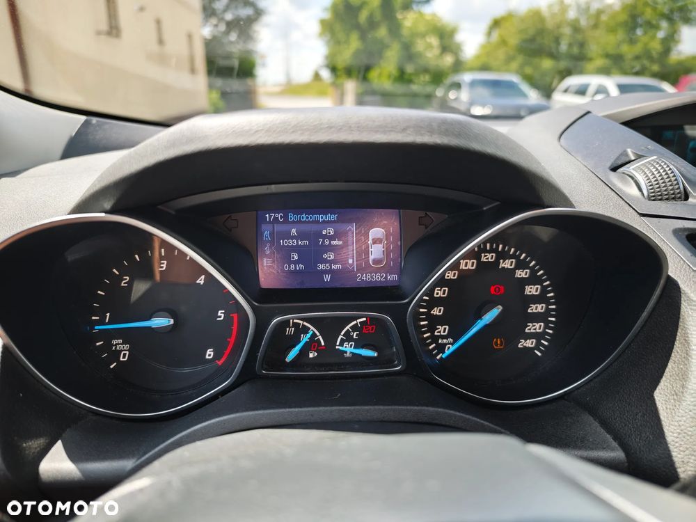 Ford Kuga S 2.0 TDCi 4x4 Editionsmodell - 17
