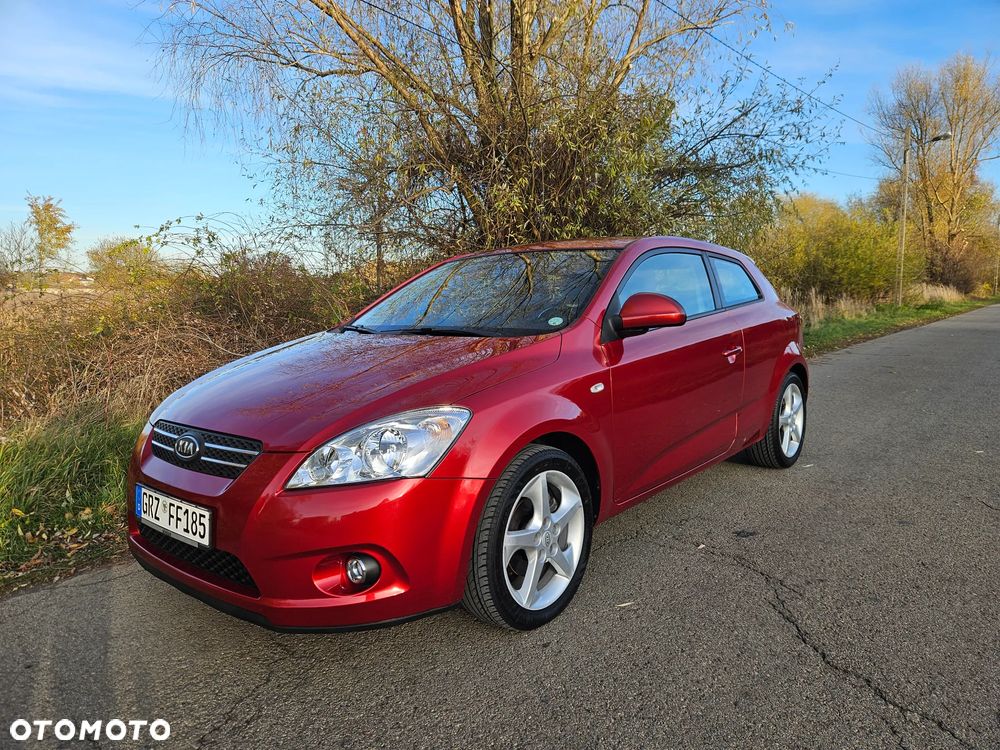 Kia Ceed 1.6 CVVT Automatik EX - 1